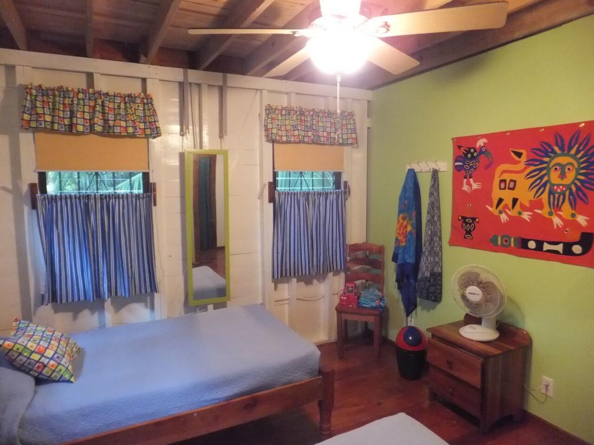 The Bottle Tree House Villa Caye Caulker Exterior foto